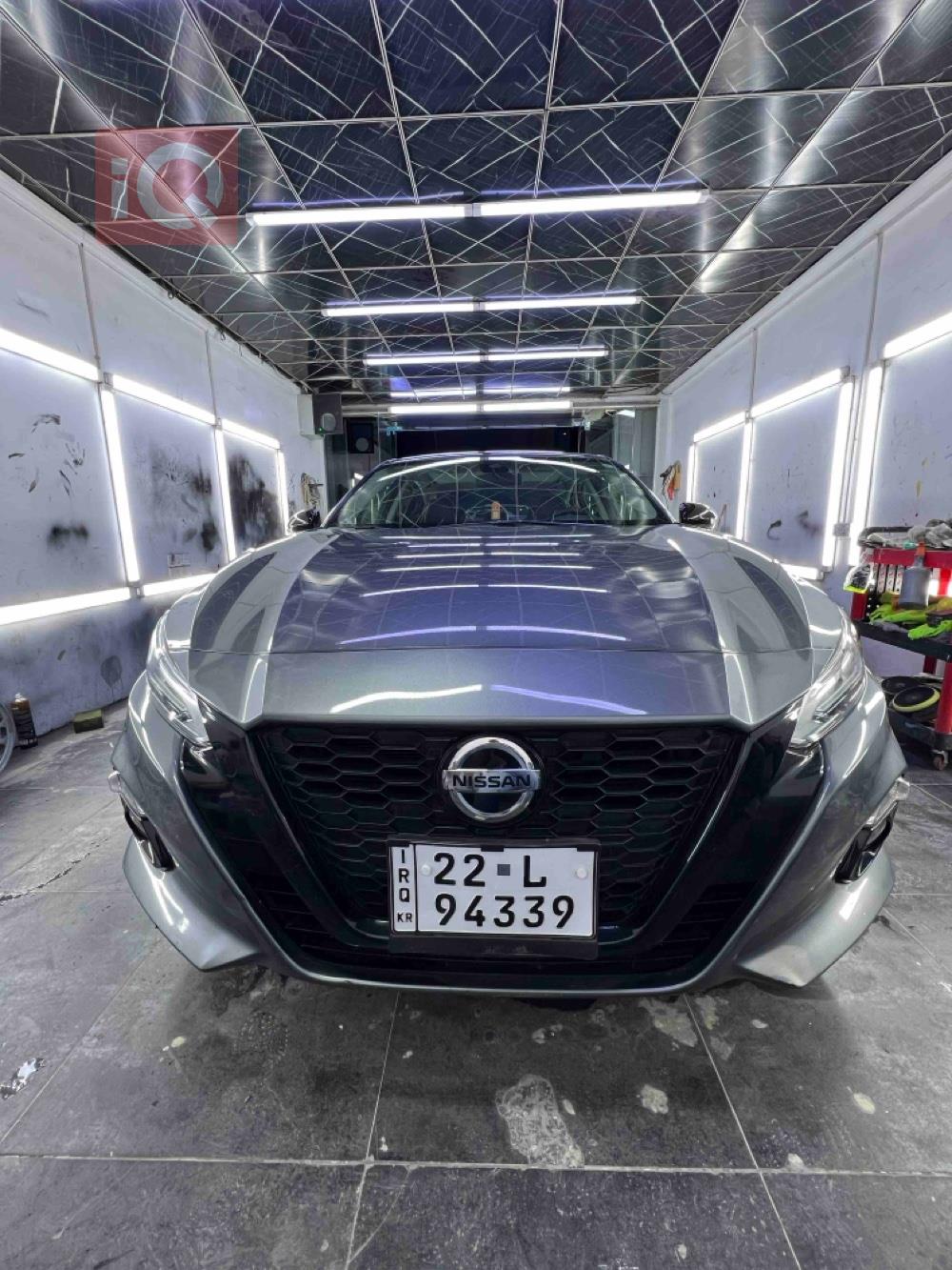 Nissan Altima